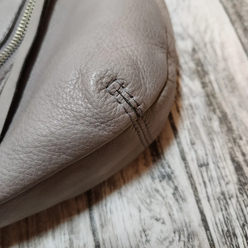 American leather Taupe Hobo‎
